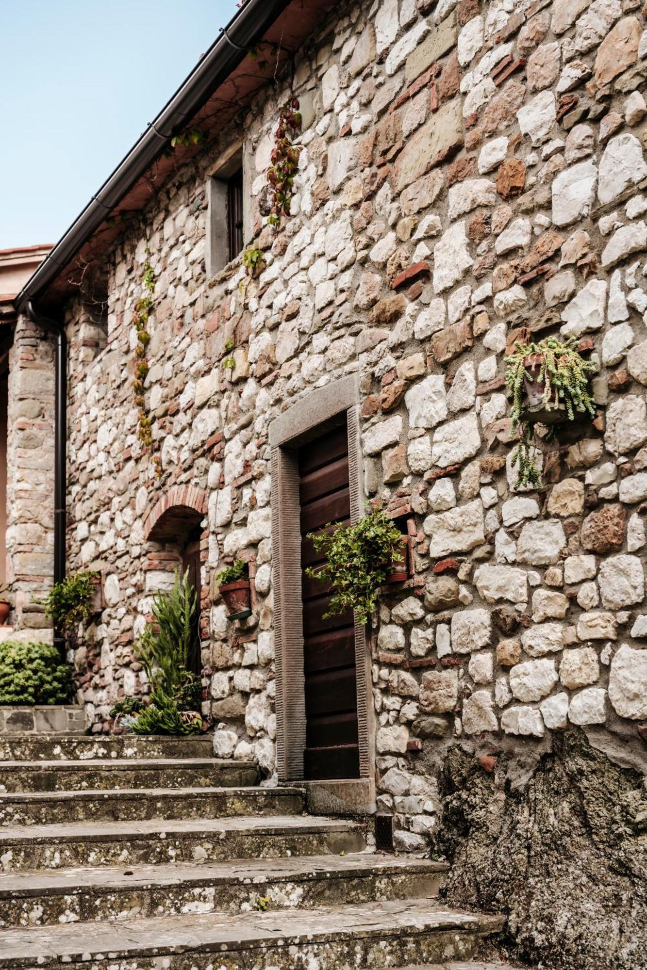 Апартаменты Borghetto Il Poggiolo Mugello - Affitti Brevi Italia Скарперия Экстерьер фото